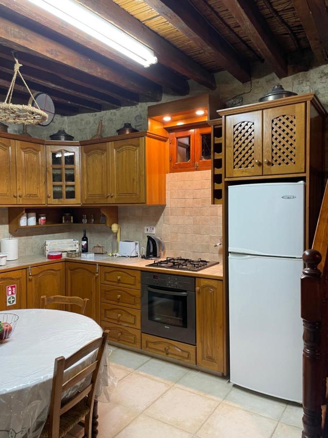 Stou Pavli Holiday home *
